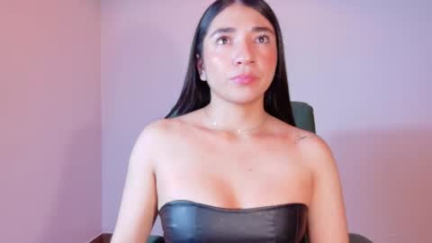 Snapshot of aurora_jones1 chatting on 3, 11, 2025 Aurora online show from 3, 11, 2025