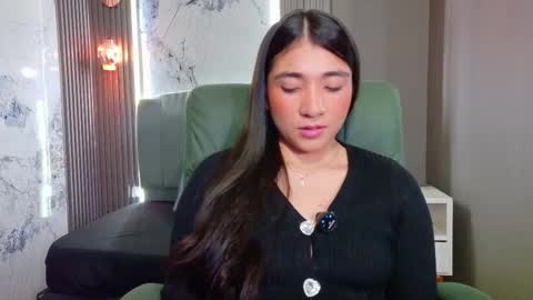 Snapshot of aurora_jones1 chatting on 15, 11, 2025 Aurora online show from 15, 11, 2025