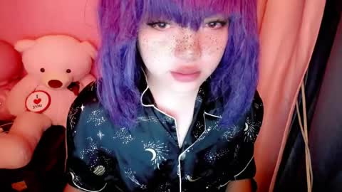 Snapshot of aurora_more chatting on 24, 7, 2026 cute online show from 24, 7, 2026