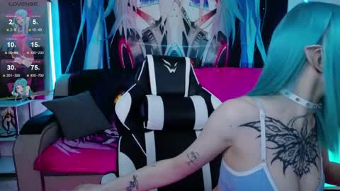 AURORA NATSUKI online show from 9, 4, 2026