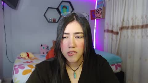 Snapshot of aurora_shy_ chatting on 18, 2, 2025 Aurora online show from 18, 2, 2025