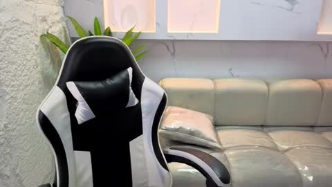 Snapshot of aurora_tp chatting on 18, 2, 2026 AURORA online show from 18, 2, 2026