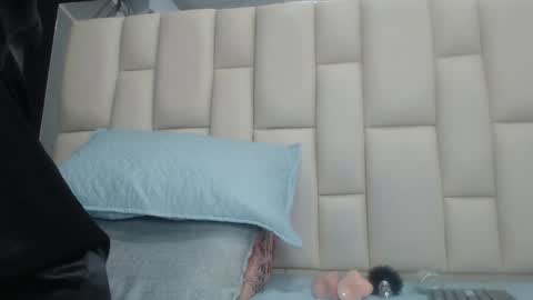 auroraa_miller online show from 30, 12, 2024