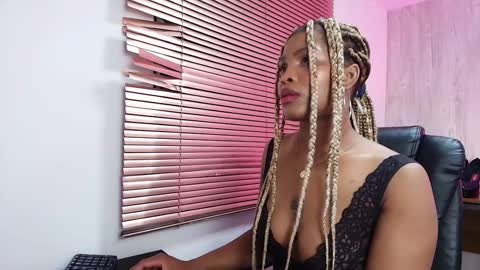 Ariana online show from 12, 10, 2025