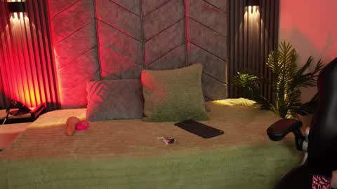 aurora online show from 1, 10, 2025