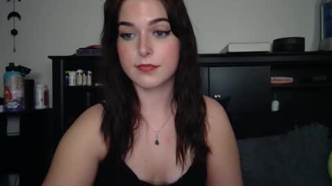 auroralightz1 online show from 16, 10, 2025