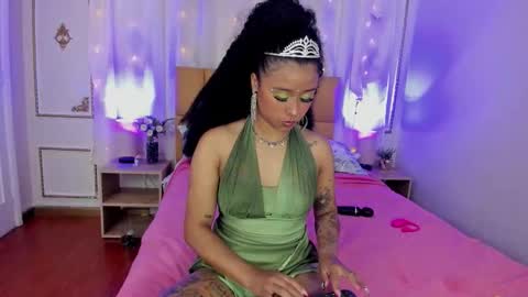 Snapshot of auroramontclair chatting on 31, 10, 2025 Aurora online show from 31, 10, 2025