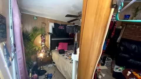 Destiny Nicole online show from 13, 4, 2026