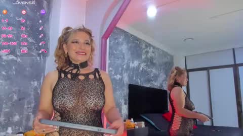 Snapshot of aurorarojas chatting on 18, 1, 2025 Aurora Rojas online show from 18, 1, 2025