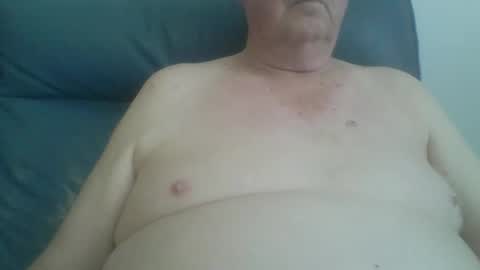 Snapshot of aussie1955 chatting on 17, 3, 2026 aussie1955 online show from 17, 3, 2026
