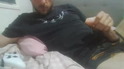 Snapshot of aussiebwc93 chatting on 2, 10, 2025 aussiebwc93 online show from 2, 10, 2025