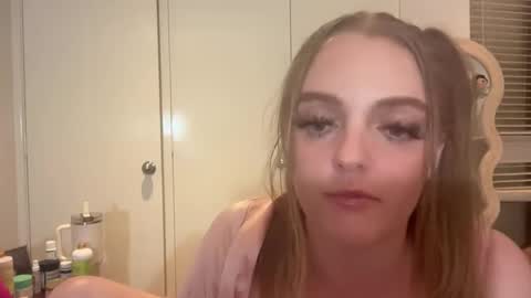 aussiecouple101798558 online show from 30, 10, 2025