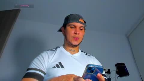 Snapshot of austin_curry chatting on 18, 7, 2026 A online show from 18, 7, 2026