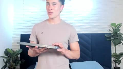 Austin  online show from 15, 2, 2026