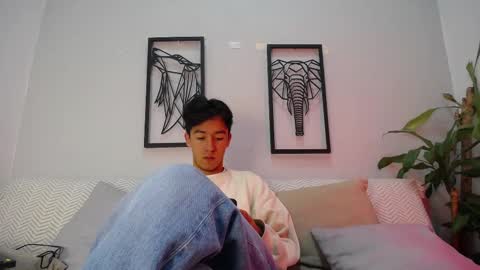 Snapshot of austinreeds chatting on 25, 10, 2025 austinreeds online show from 25, 10, 2025