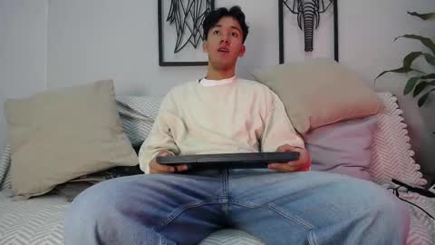 Snapshot of austinreeds chatting on 5, 11, 2025 austinreeds online show from 5, 11, 2025