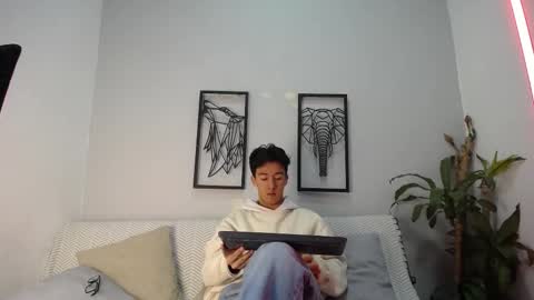 Snapshot of austinreeds chatting on 21, 11, 2025 austinreeds online show from 21, 11, 2025