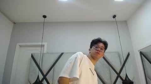 Snapshot of austinreeds chatting on 26, 11, 2025 austinreeds online show from 26, 11, 2025