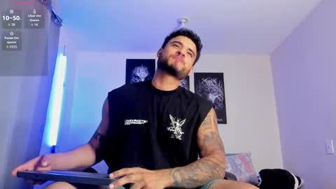 AustinTorres  online show from 20, 10, 2025