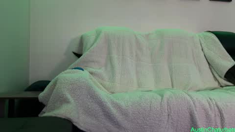 Snapshot of austinxxxcam chatting on 4, 1, 2025 AustinChaturbate online show from 4, 1, 2025