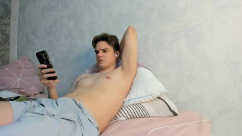 Snapshot of auston_r1ch chatting on 10, 7, 2026 Auston 3 online show from 10, 7, 2026