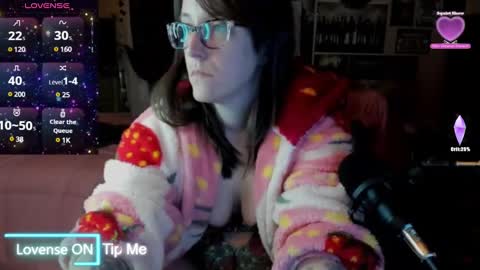 Snapshot of autumn563 chatting on 14, 12, 2024 Autumn online show from 14, 12, 2024