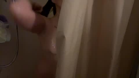 Snapshot of autumn563 chatting on 29, 12, 2024 Autumn online show from 29, 12, 2024