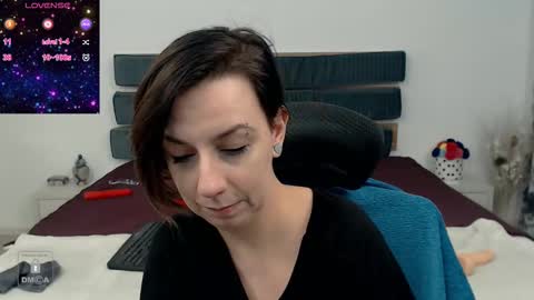 AutumnOpal online show from 21, 2, 2025