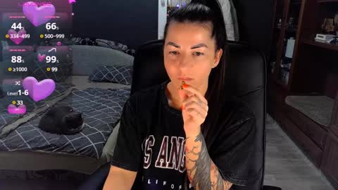 Ava online show from 3, 1, 2025