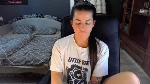 Ava online show from 20, 1, 2025