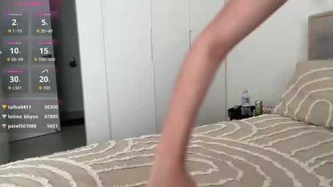 Snapshot of ava_delightt chatting on 11, 10, 2025 Ava online show from 11, 10, 2025