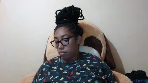 Snapshot of ava_f0xy chatting on 27, 2, 2025 Ava Jordana online show from 27, 2, 2025