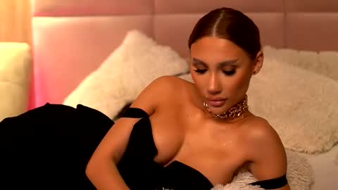 Ava online show from 5, 12, 2025