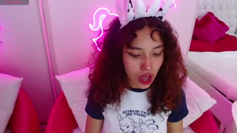 Snapshot of ava_williams_ chatting on 3, 2, 2025 AVA online show from 3, 2, 2025