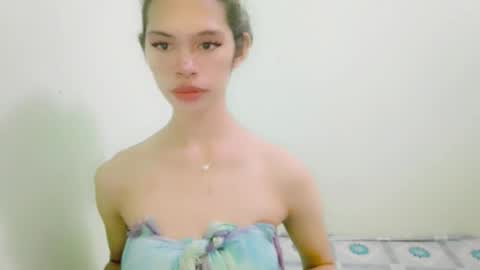 avacadaxcx online show from 15, 9, 2025