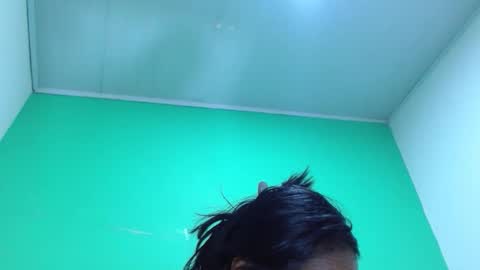 avaleri cherry online show from 13, 5, 2026
