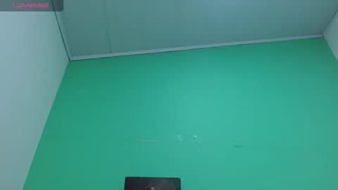 avaleri cherry online show from 30, 5, 2026