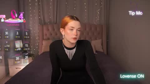  Ava  online show from 17, 11, 2025