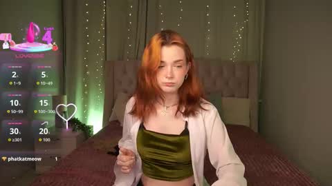  Ava  online show from 25, 11, 2025