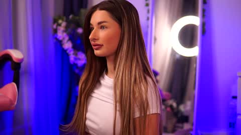 Carina online show from 3, 2, 2025