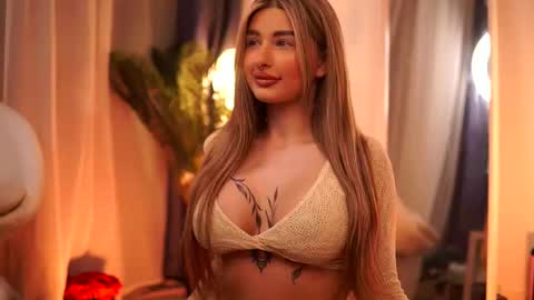 Carina online show from 10, 3, 2025