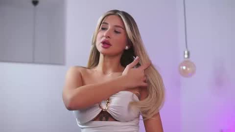 Carina online show from 18, 3, 2026