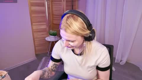 Ava online show from 6, 5, 2026