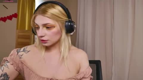 Ava online show from 8, 5, 2026