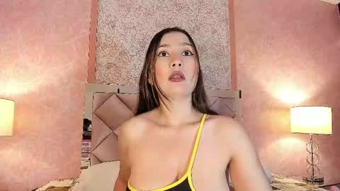 avawhiite online show from 23, 3, 2026