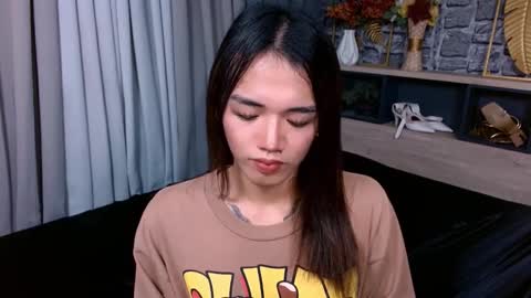 Avery online show from 16, 2, 2026