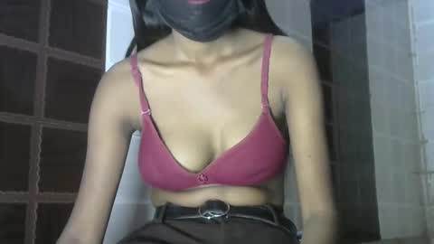 avery_lust01 online show from 2, 4, 2026