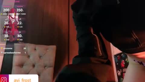 Snapshot of avi_frost chatting on 24, 9, 2025 Saraaaa independent model 3 online show from 24, 9, 2025