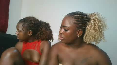 Snapshot of avian_babe1 chatting on 16, 7, 2026 avian_babe1 online show from 16, 7, 2026
