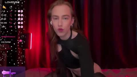 Snapshot of avril_pearly_ chatting on 16, 1, 2026 avril_pearly_ online show from 16, 1, 2026